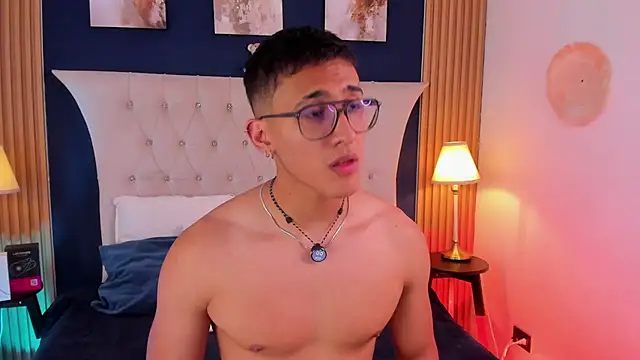 SalvadorFit Pertunjukan Webcam