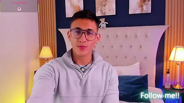 SalvadorFit 网络视讯表演