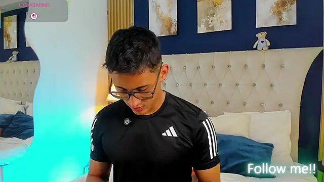 SalvadorFit 网络视讯表演
