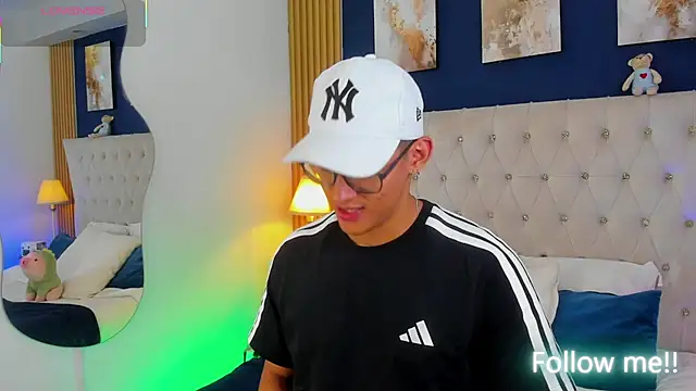 عرض كام SalvadorFit