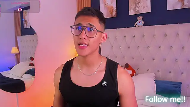 SalvadorFit 网络视讯表演