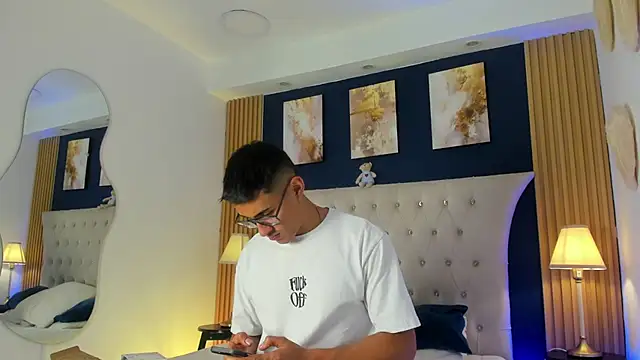 SalvadorFit 网络视讯表演