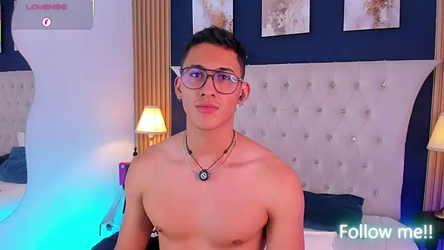 SalvadorFit Шоу с уебкамера