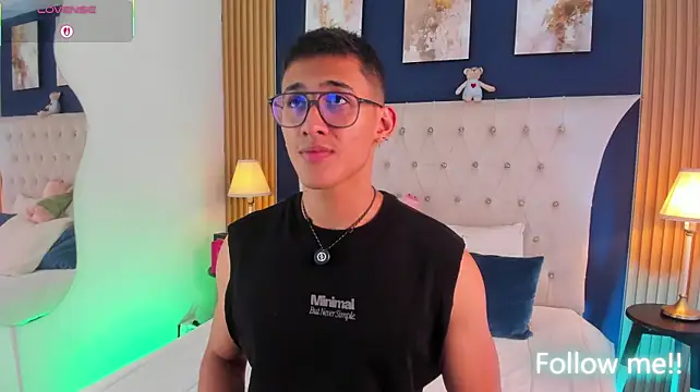 SalvadorFit 网络视讯表演