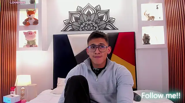 SalvadorFit's Webcam Show