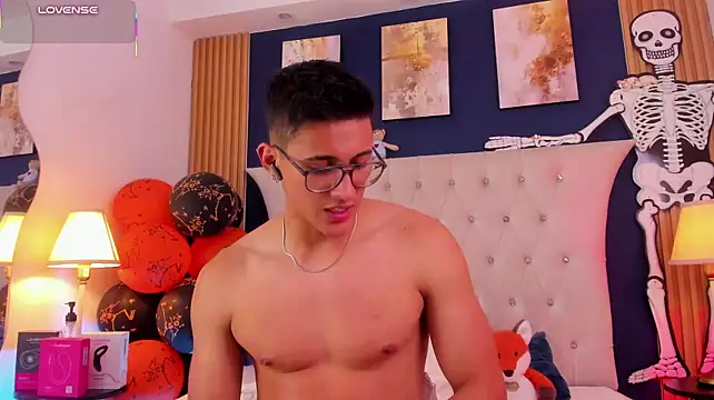 SalvadorFit Show in webcam