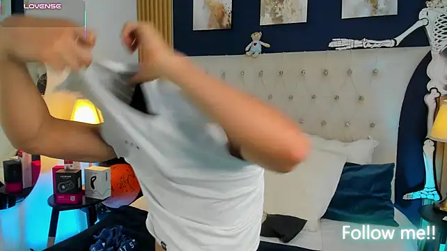 הופעת וובקאם של SalvadorFit