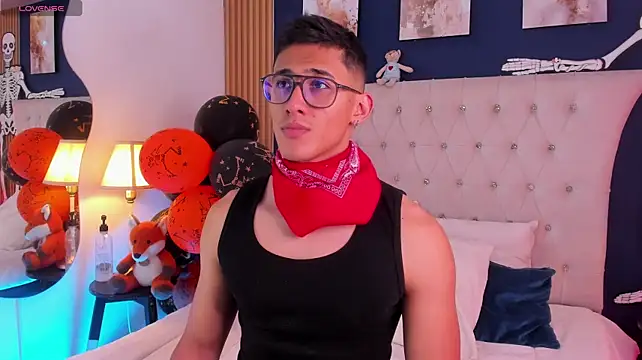 SalvadorFit Adlı Modelin Web Kamerası Şovu