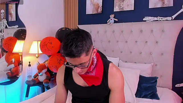SalvadorFit's Webcam Show