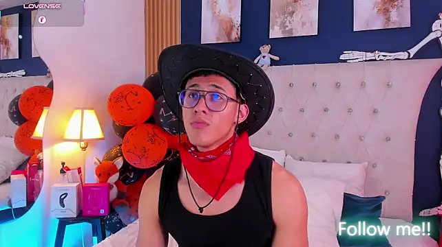 عرض كام SalvadorFit