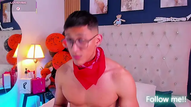 SalvadorFit's Webcam Show