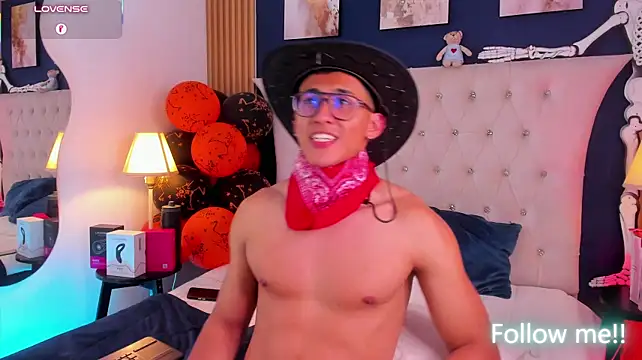 عرض كام SalvadorFit