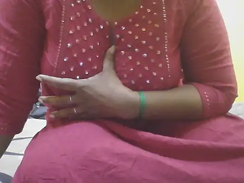 Chat +18 de honeyqueen143 ao vivo
