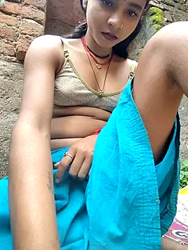 R_Roshni Adlı Modelin Web Kamerası Şovu
