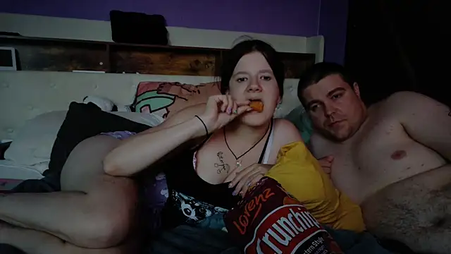 Chat XXX en directo de HornyCatXO