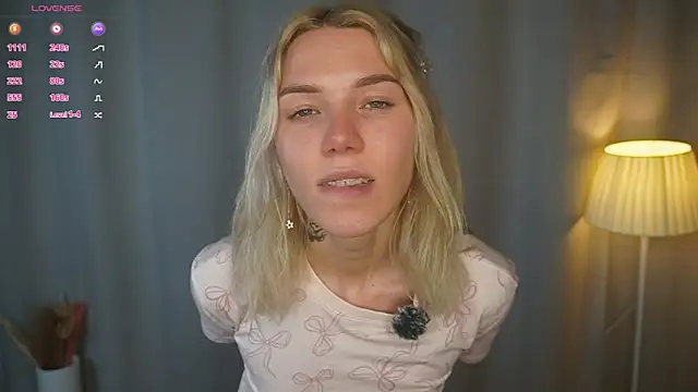 DianeHonnette – Naživo XXX chat