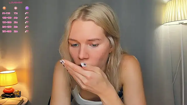 DianeHonnette 网络视讯表演