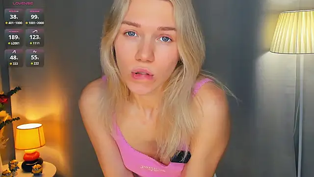 Chat XXX en directo de DianeHonnette