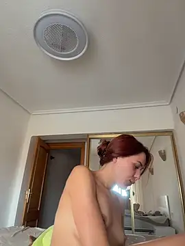 MollyXoXo: вебкам-шоу