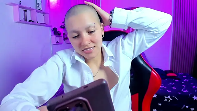 nicocoox Show in webcam