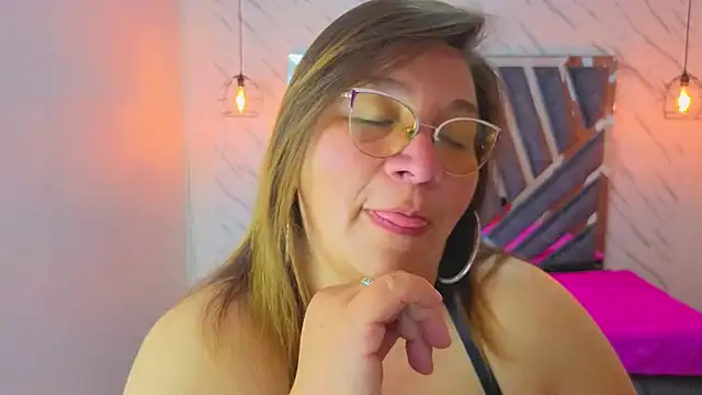Chat XXX en directo de MaylinRosse_