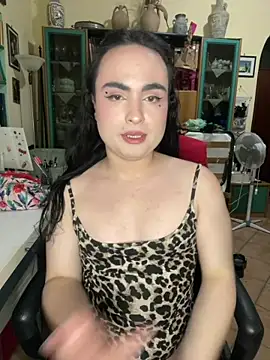 TatianaTaylor69 网络视讯表演