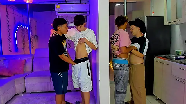 Show modela Houseofwarrios na web-kameri