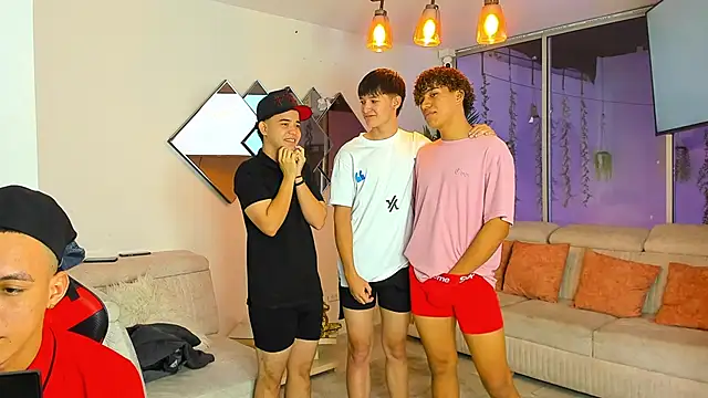 Houseofwarrios Webcam Show