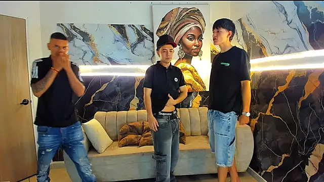 Houseofwarrios Show Webcam