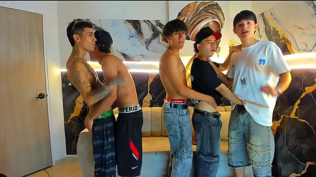 Houseofwarrios' Webcam Show