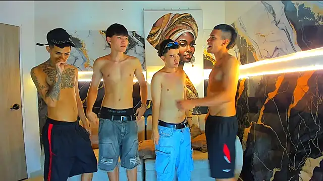 โชว์เว็บแคมของ Houseofwarrios