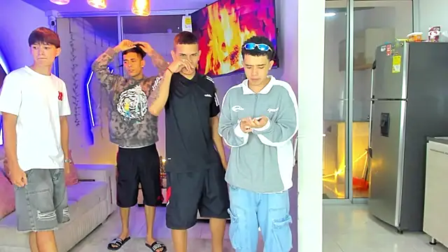 Вебкам-шоу Houseofwarrios