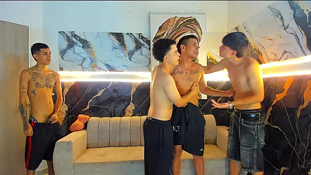 โชว์เว็บแคมของ Houseofwarrios