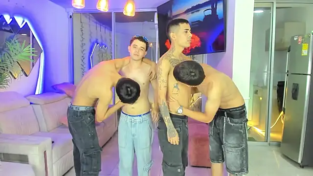 Show modela Houseofwarrios na web-kameri