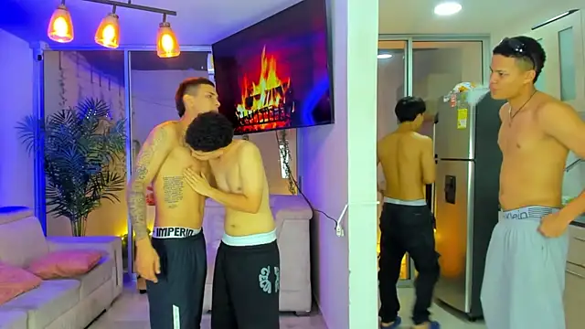 Show modela Houseofwarrios na web-kameri