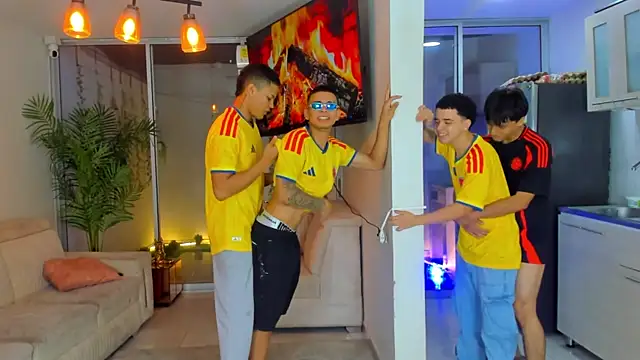 Вебкам-шоу Houseofwarrios