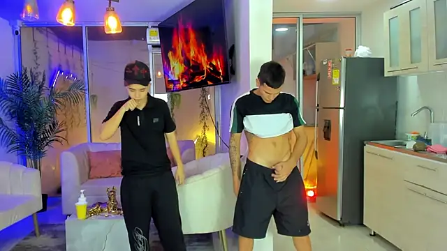 Houseofwarrios webcam show
