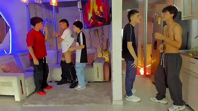 Houseofwarrios 网络视讯表演