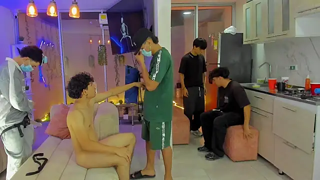 Show de Houseofwarrios na webcam