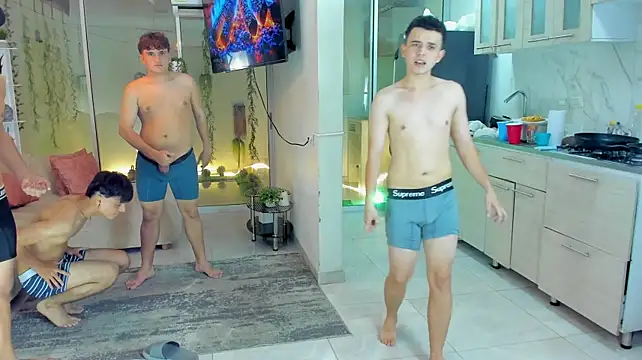 โชว์เว็บแคมของ Houseofwarrios
