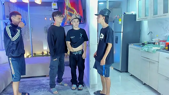 โชว์เว็บแคมของ Houseofwarrios