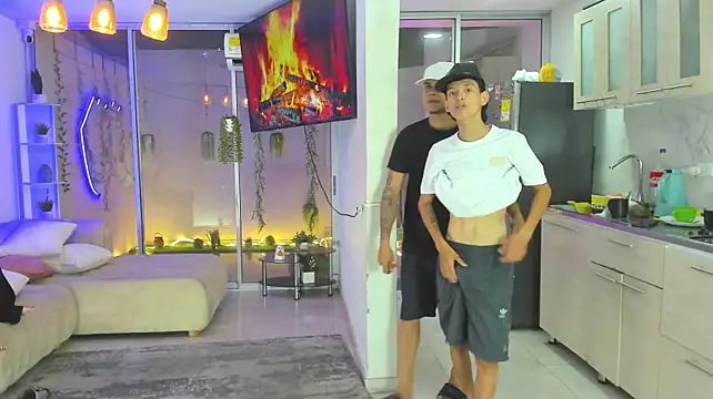 Houseofwarrios 网络视讯表演