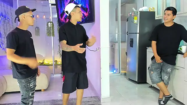 Houseofwarrios webkamerás műsora