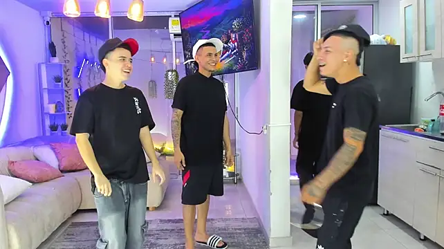 Houseofwarrios: вебкам-шоу