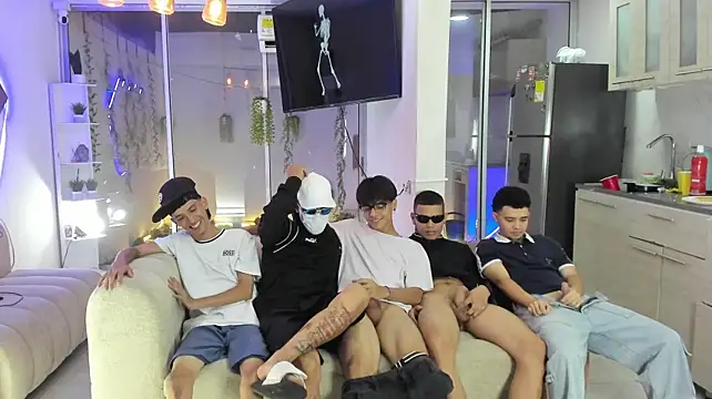 عرض كام Houseofwarrios