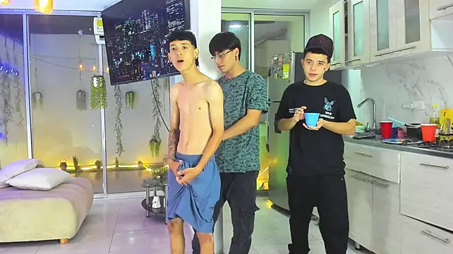 Houseofwarrios 网络视讯表演