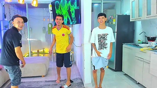Show de Houseofwarrios na webcam