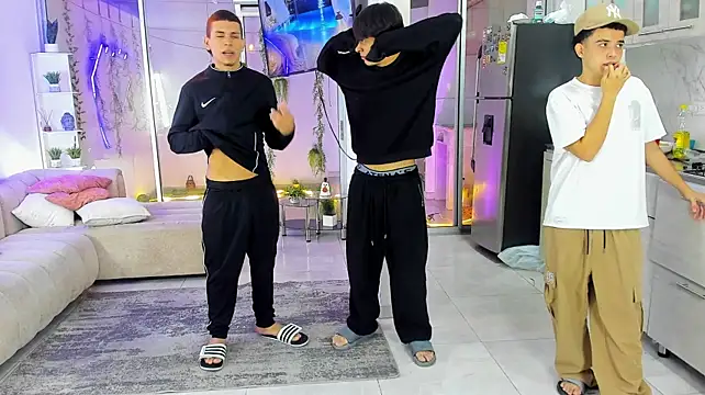 Houseofwarrios Webcam Show
