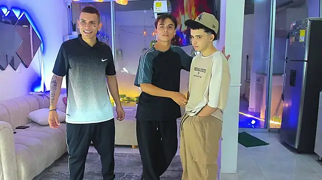 عرض كام Houseofwarrios