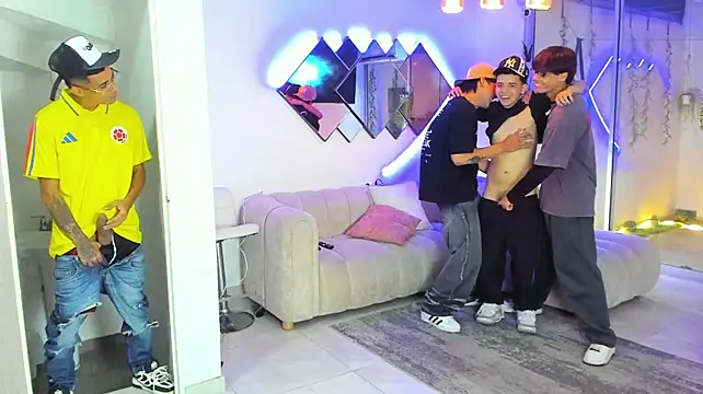 Houseofwarrios' Webcam Show